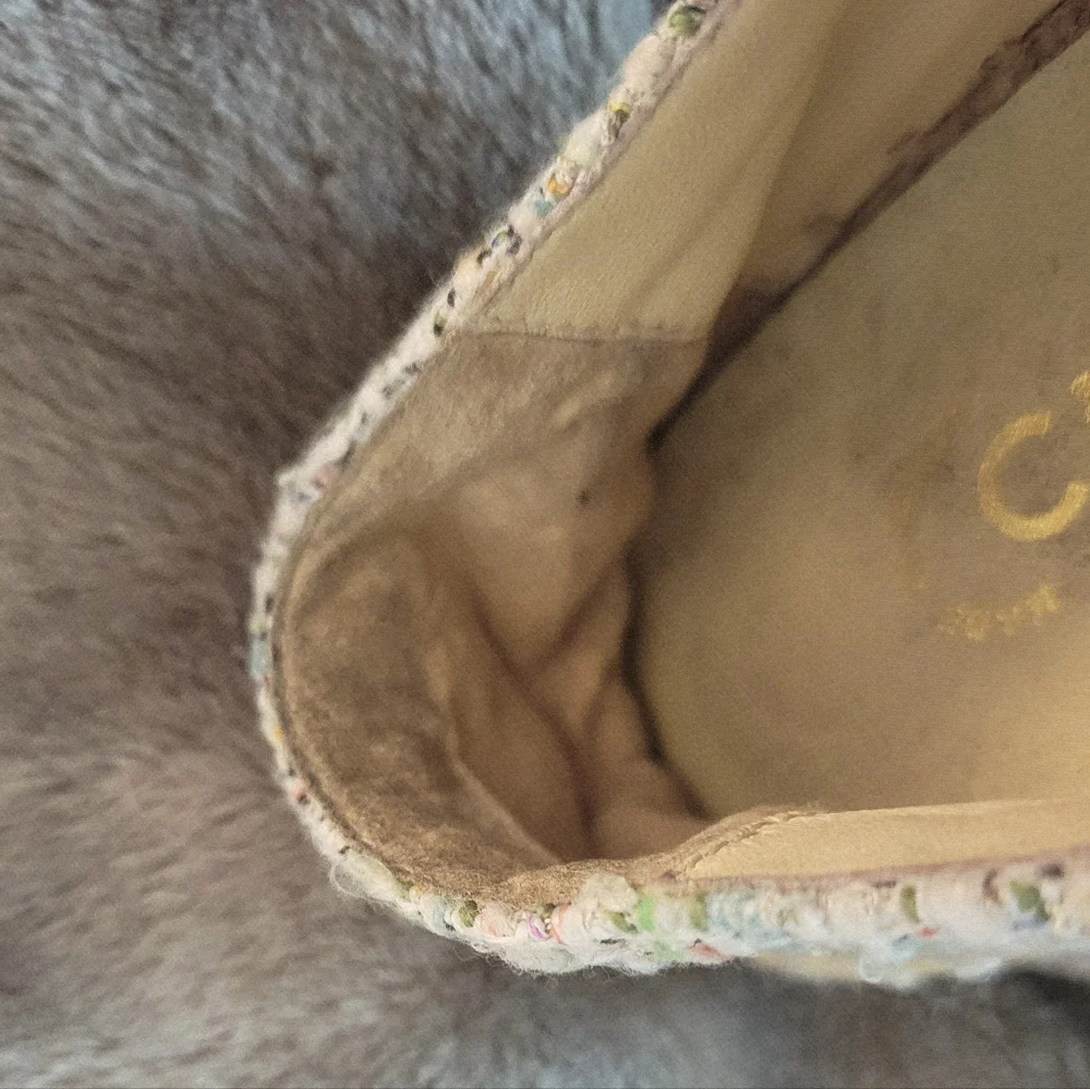 CHANEL Iridescent Tweed & Lambskin CC Espadrilles Flats Yellow Multi Size 36/ 6